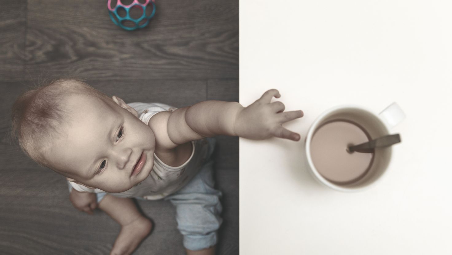 How to treat a child's minor burn